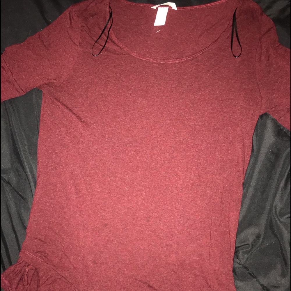 Short sleeve V neck